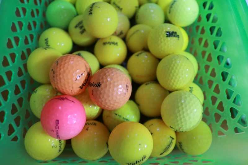 Bóng golf Volvik màu cho độ xoáy tốt
