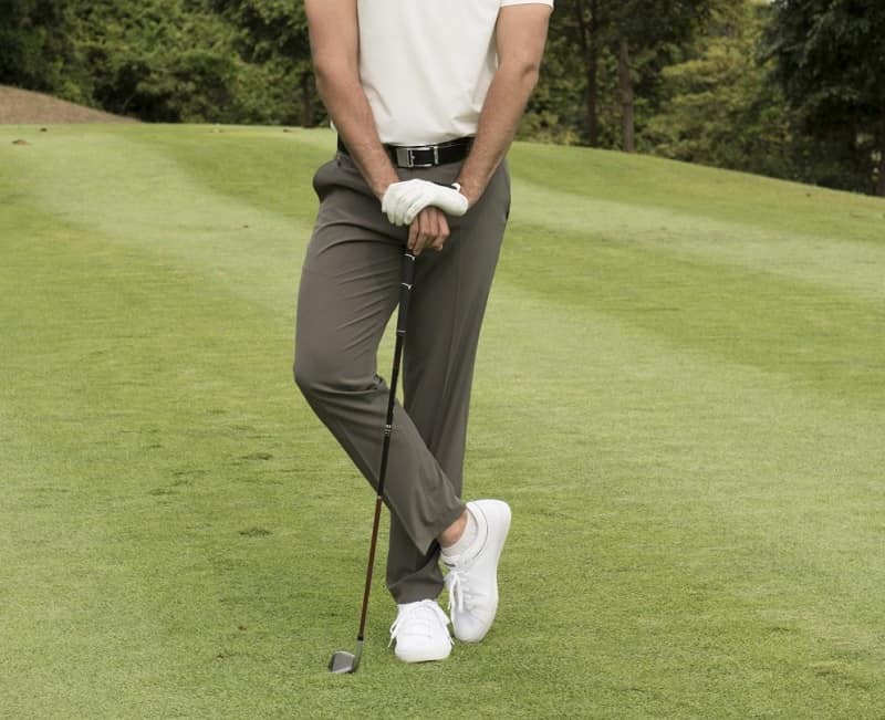 Golfer nên sử dụng các loại quần mà mặc thoải mái nhất