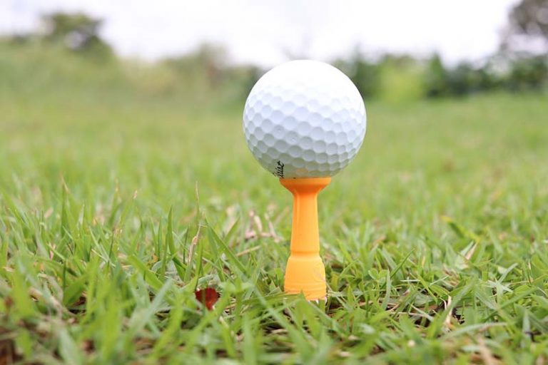 Tee Trong Golf Là Gì? Tìm Hiểu 3 Loại Tee Golf Phổ Biến Nhất