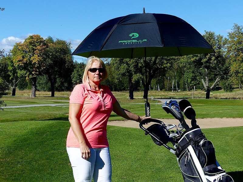 Dù golf còn là sự kết hợp giữa vải dù và khung dù mang đến cảm giác đặc biệt