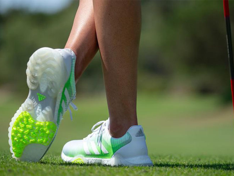Thương hiệu giày golf Adidas được nhiều khách hàng lựa chọn
