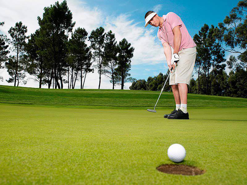 Khoảng cách gậy golf hybrid không có sự khác biệt quá lớn