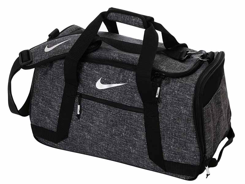 Túi golf Nike được nhiều khách hàng lựa chọn