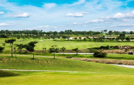 Sân golf Harmonie là sân golf hàng đầu tại Việt Nam