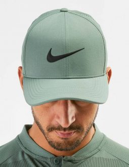 Mũ golf Nike LEGACY91 sở hữu nhiều tính năng nổi bật mà nhiều golfer ưa thích