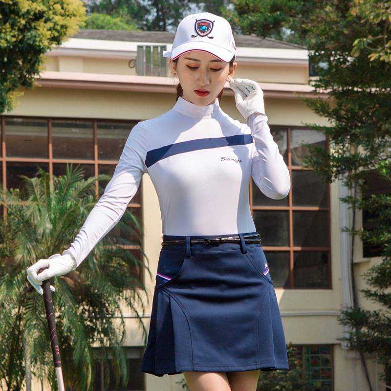 Để lựa chọn được mẫu váy phù hợp, golfer nên chú ý đến độ dài