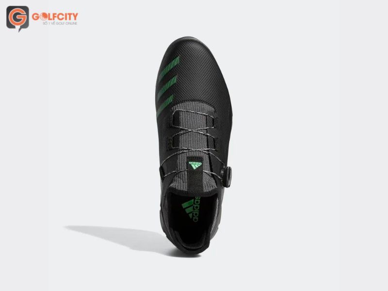 Đặc điểm nổi trội của giày Adidas là có tính ứng dụng cao