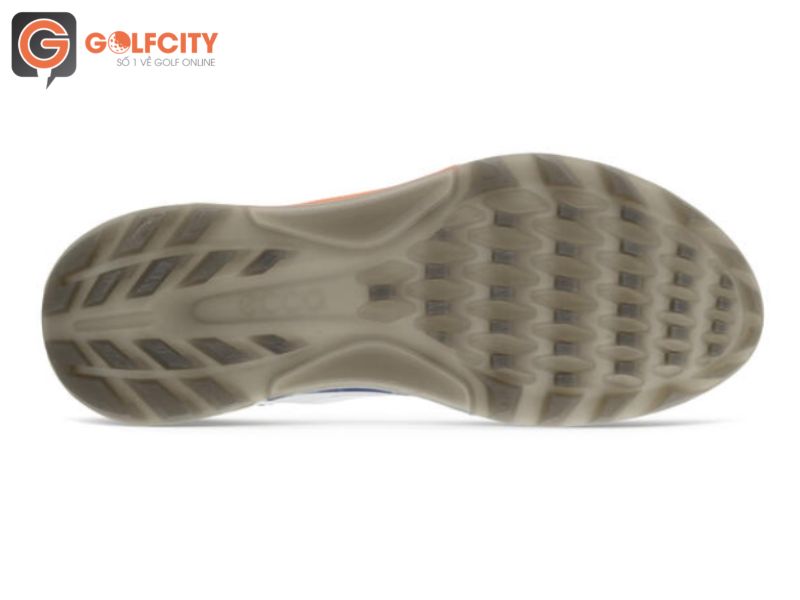 Sử dụng đế lót OrthoLite có thể tháo rời dễ dàng vệ sinh giày và tăng khả năng thoáng khí