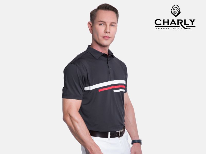 Áo cộc tay Charly S23 đen phối sọc ngang ngực được nhiều golfer yêu thích