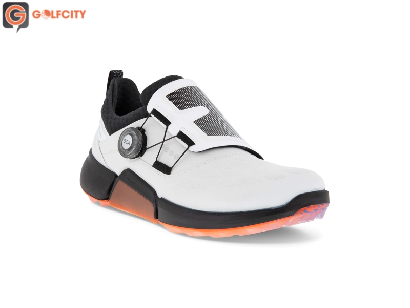 ECCO - thương hiệu tiên phong những mẫu giày Golf thoải mái và hiện đại