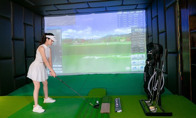 Giai đoạn 1, đội ngũ chuyên viên sẽ khảo sát mặt bằng lắp đặt phòng golf 3D
