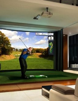 Luyện tập ở phòng golf 3D giúp tiết kiệm thời gian và chi phí