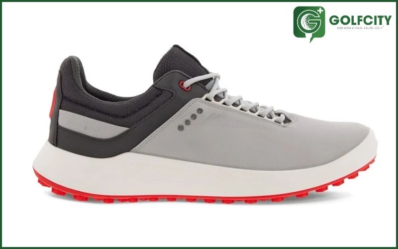 giày golf nam ECCO M Golf có độ bám tốt, linh hoạt trong khi vận động