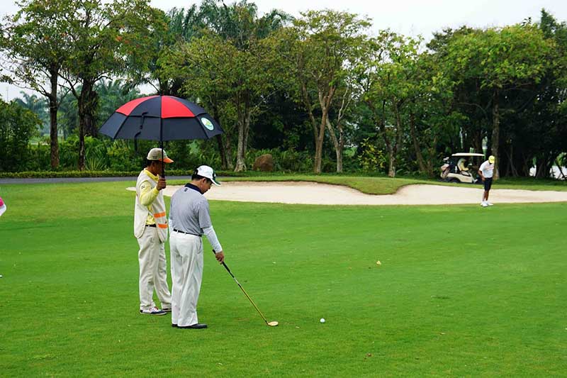 Sân golf  Eco Lake View được nhiều golfer quận Hoàng Mai ưu tiên lựa chọn để luyện tập chơi golf