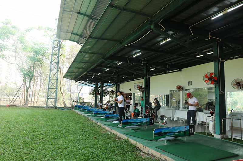 Mức giá tại sân golf Trần Thái được nhận xét là phù hợp với nhiều golfer