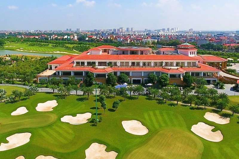 Sân golf Long Biên với trang thiết bị, cơ sở vật chất hiện đại