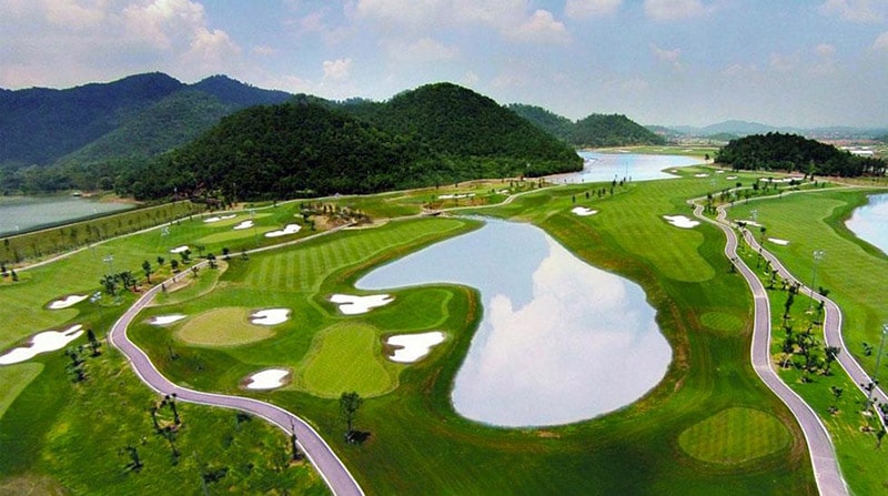 Sân golf BRG Đà Nẵng sở hữu nhiều dịch vụ hiện đại, đẳng cấp