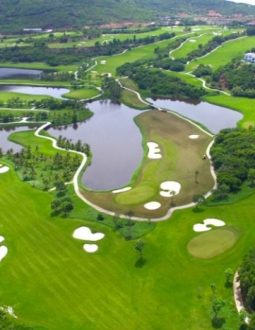 Sân golf Vinpearl Golf Nha Trang với các hố golf đầy thách thức