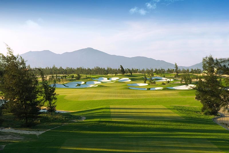 Sân golf Montgomerie Links Vietnam đẳng cấp