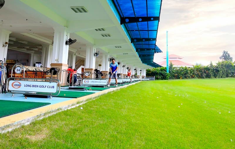 Sân tập golf Long Long Biên với thiết kế đạt tiêu chuẩn quốc tế