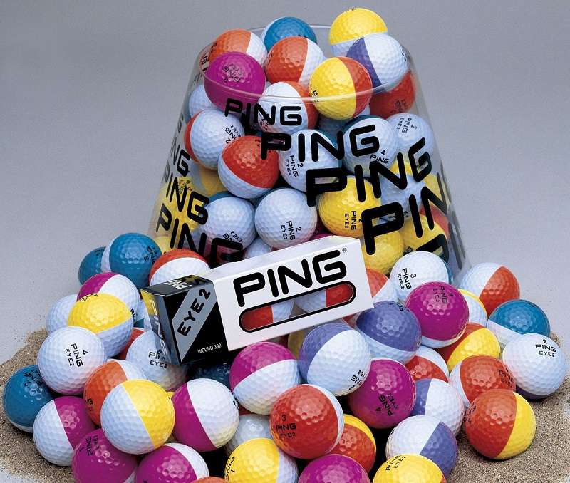 Bóng golf Ping có thiết kế đẹp mắt với nhiều màu sắc khác nhau