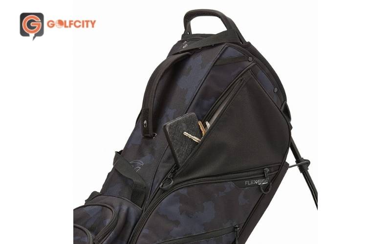Túi có thiết kế chắc chắn với nhiều ngăn đựng để golfer dễ dàng sắp xếp và lấy gậy golf