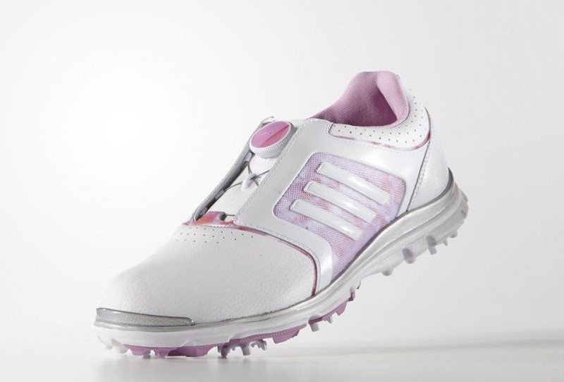 Giày golf nữ Adidas được nhiều golfer lựa chọn sử dụng
