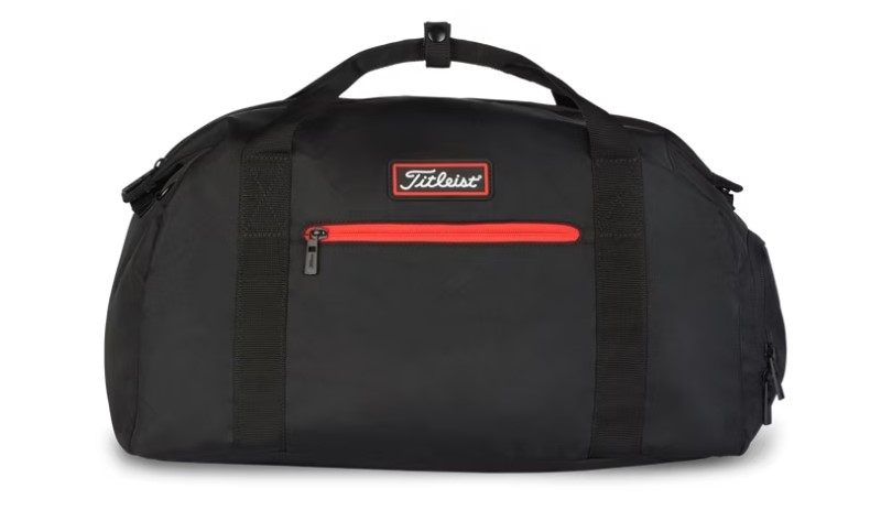 Túi xách golf Titleist rất tiện lợi, được sử dụng cho nhiều hoạt động khác nhau