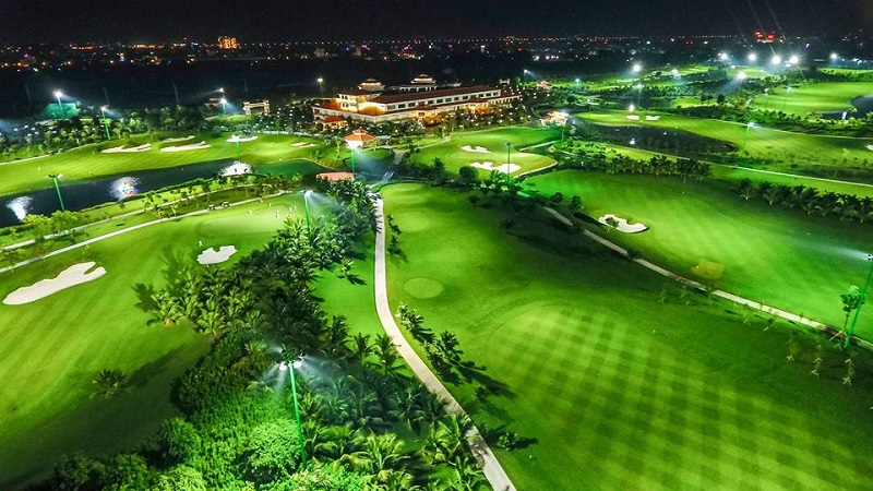Sân Long Biên là địa chỉ học đánh golf được nhiều golfer Hai Bà Trưng lựa chọn