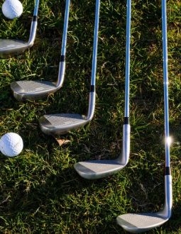 Nguồn gốc và tác dụng cán gậy golf