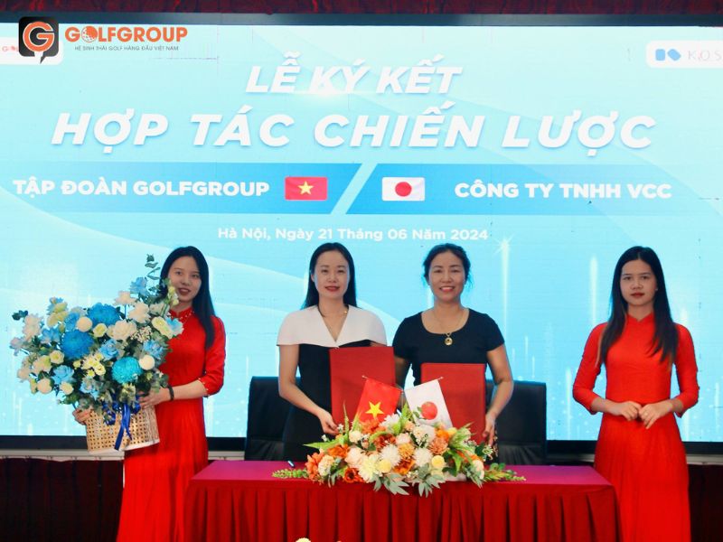 Golfcity ký kết hợp tác chiến lược thành công với thương hiêu Kosé