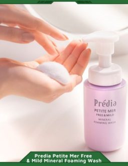 Sữa rửa mặt tạo bọt Predia Petite Mer Free & Mild Mineral Foaming Wash