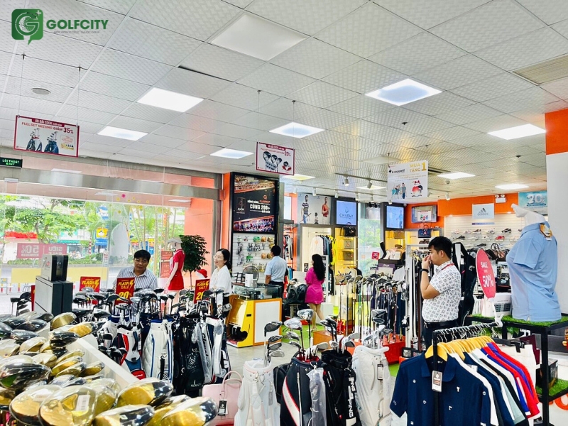 Golfcity Rộn Ràng Đón Đông Đảo Khách Hàng 